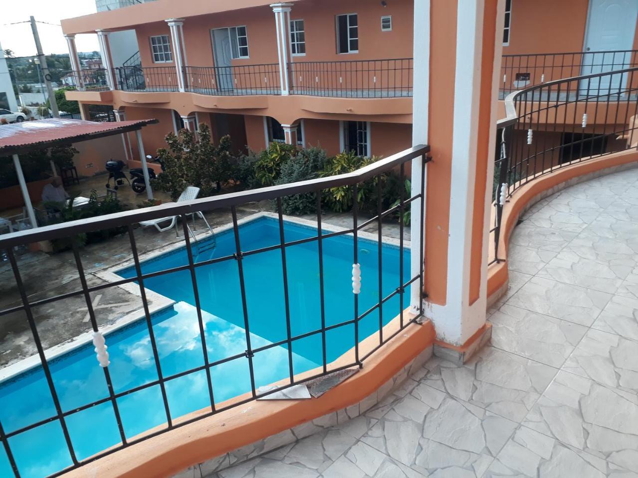 Apartahotel Next Nivel 바바로 외부 사진